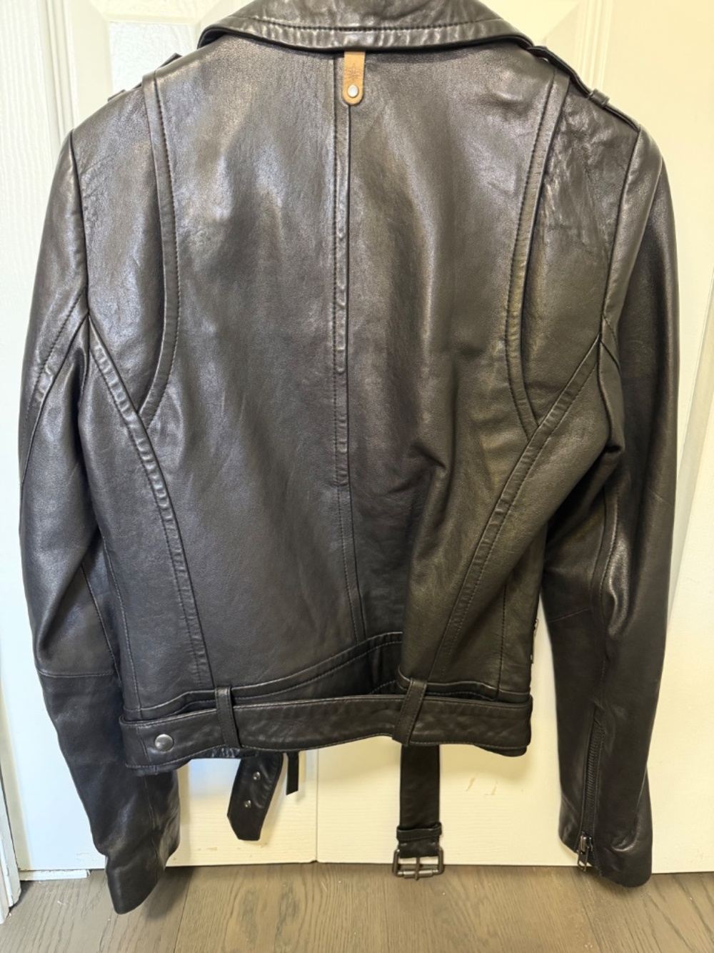 Aritzia x Mackage Florica Lambskin Leather Jacket Sz XS - Picture 3 of 7